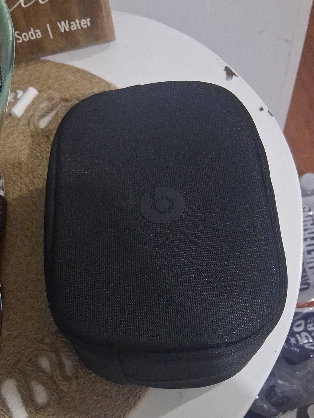 Beats Black Hard Travel Case with Logo (Only Case & Cables